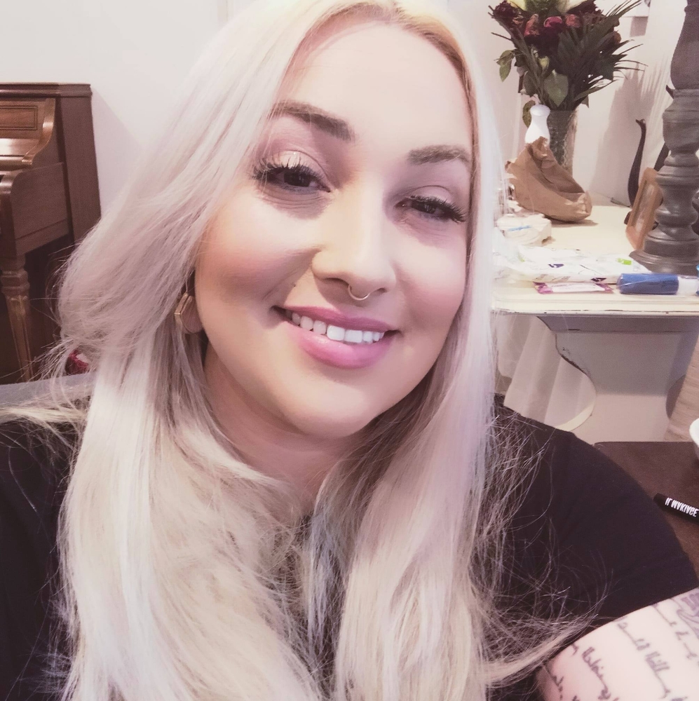 Meet your Posher, Amber